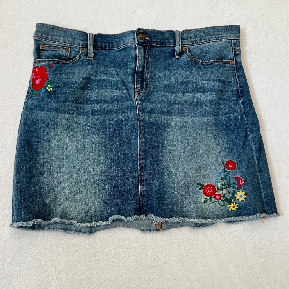 J.Crew Denim Mini Skirt Blue Floral Embroidered Raw Hem Size 14